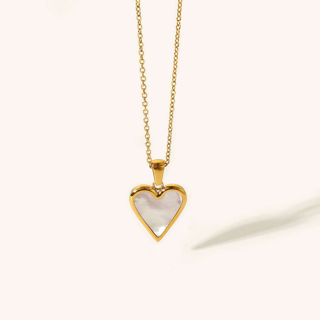 Colar com Pingente de Coração Blythe | Dourado