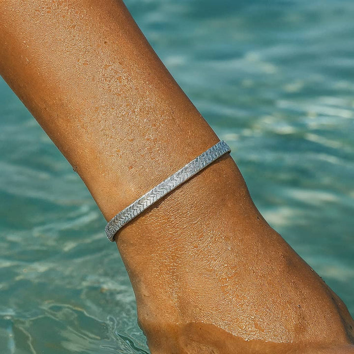"BRACELETE EM ESPINHA DE PEIXE" SANTORINI