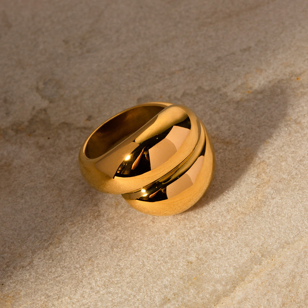 Anel Dourado Carys