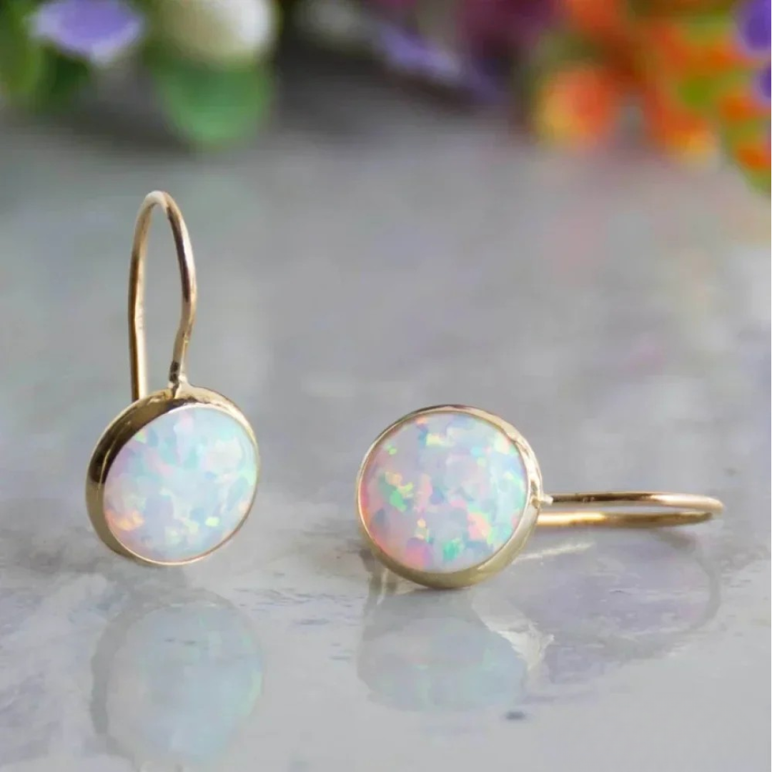 Brincos Vintage de Ouro com Pedra Opala