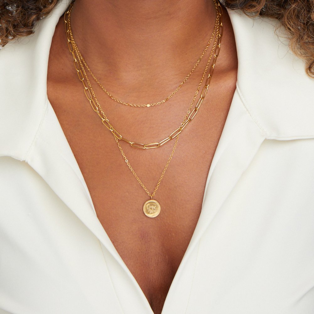Colar Geya com Camadas de Moedas